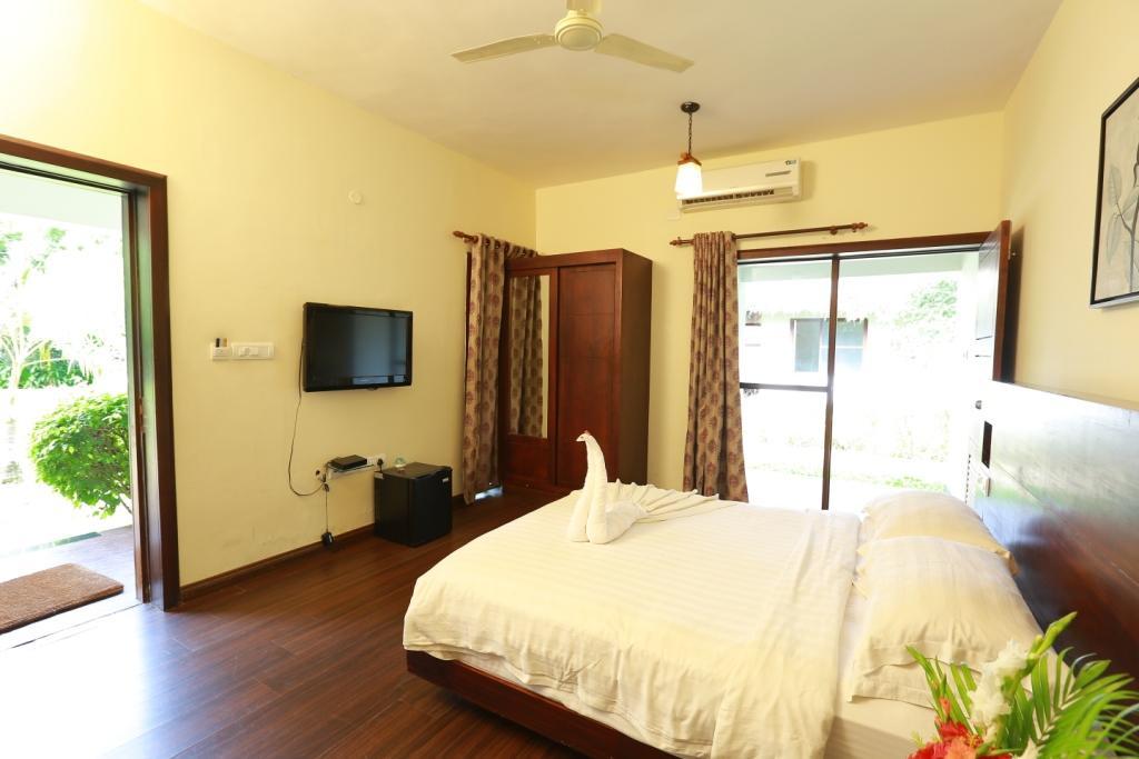 Deshadan Backwater Resort - The Best Sunrise View Alappuzha Exterior photo